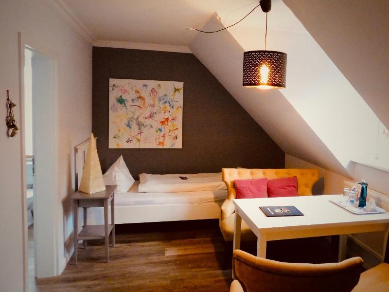 Stadthotel Smutje image
