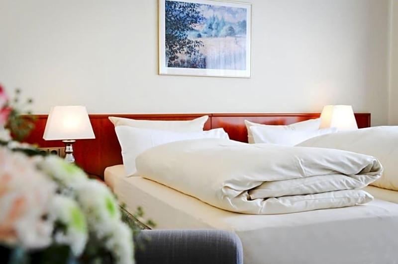 Hotel Gasthaus Appel Krug image