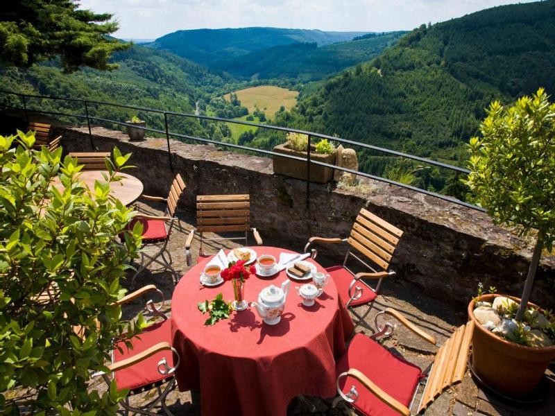 Hotel Burg Arras image