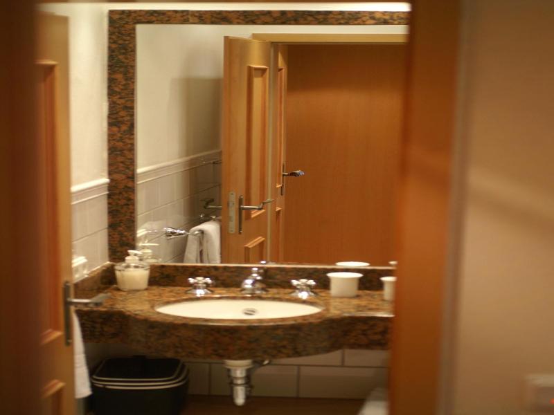 Hotel Burg Arras image