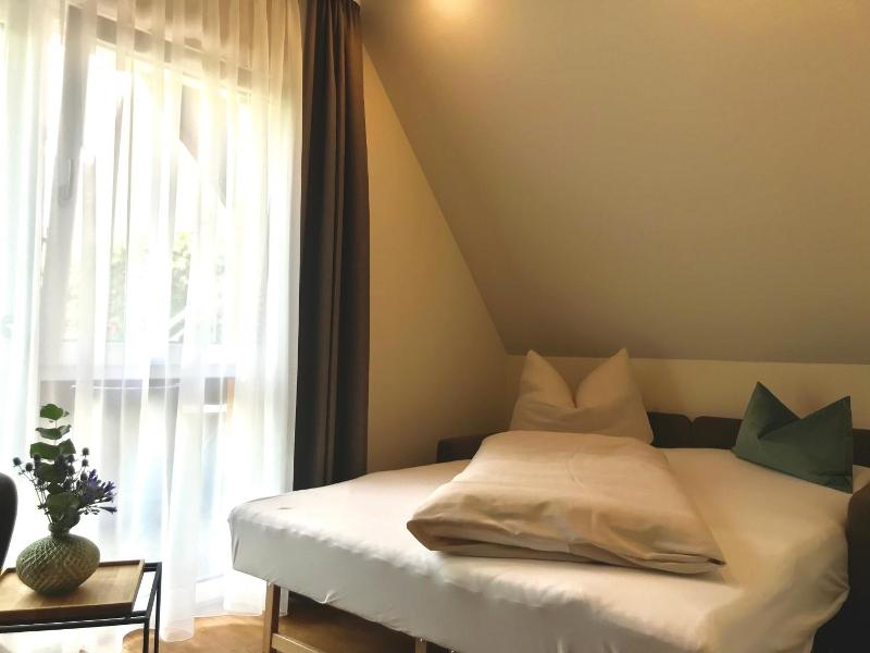 Pflugwirts Hotel Und Gasthaus image
