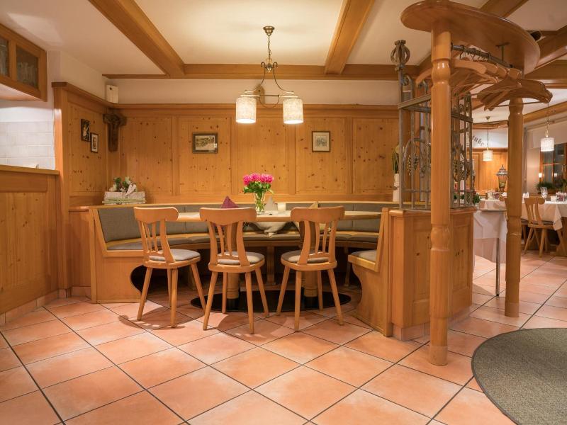 Pflugwirts Hotel Und Gasthaus image