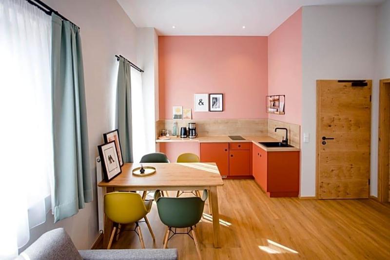 Stadthotel Freilassing image