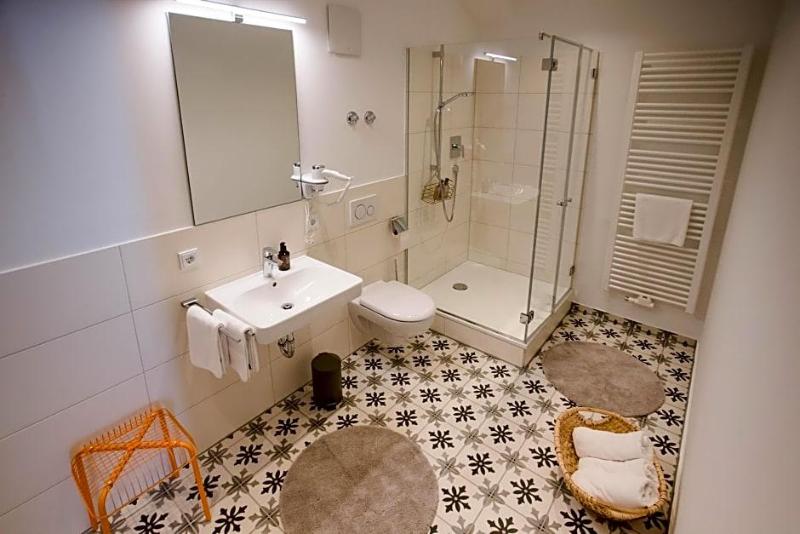Stadthotel Freilassing image