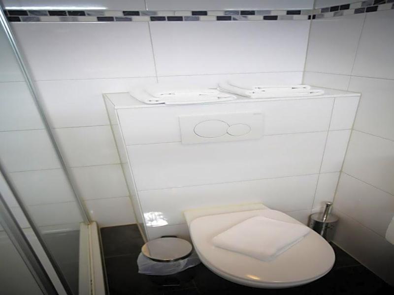 Hotel Zur Eiche image
