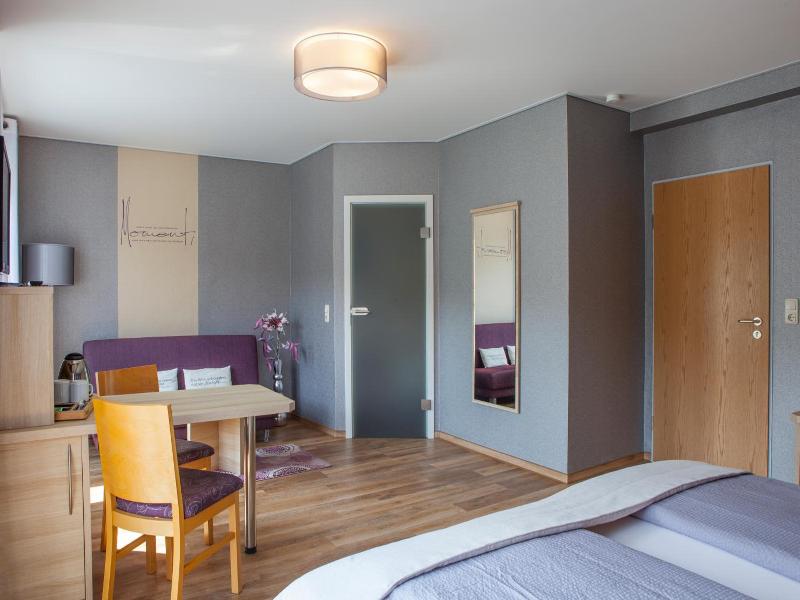 Hotel Restaurant Weingut Kapellenhof image