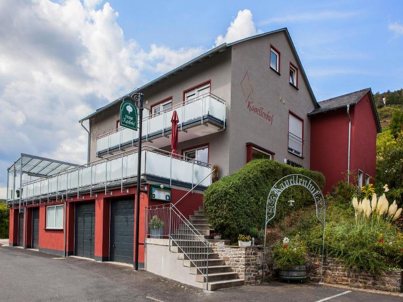 Hotel Restaurant Weingut Kapellenhof image