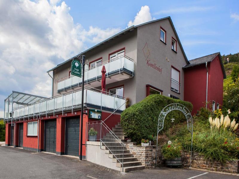 Hotel Restaurant Weingut Kapellenhof image
