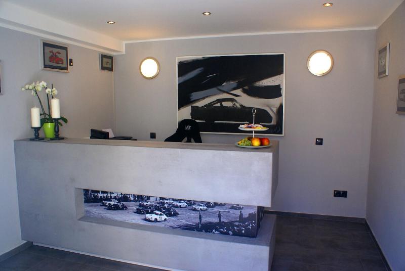 Fast Lane Hotel image
