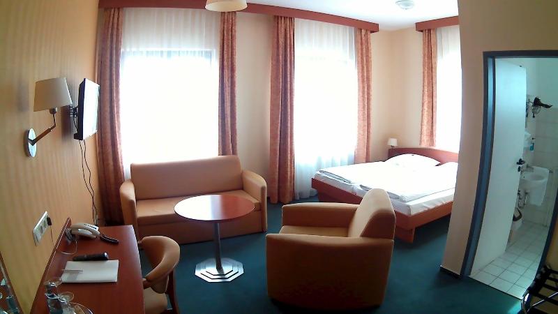 Hotel Christinenhof Gadebusch image