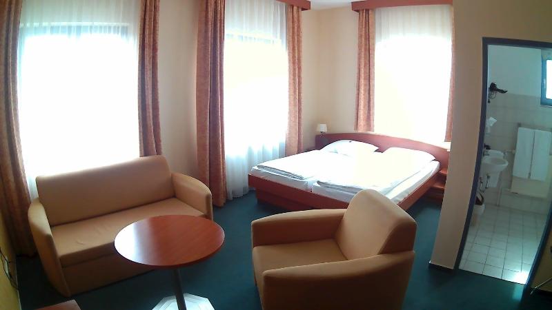 Hotel Christinenhof Gadebusch image