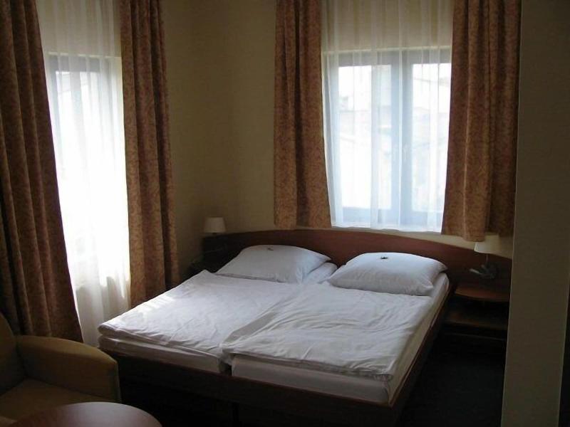 Hotel Christinenhof Gadebusch image