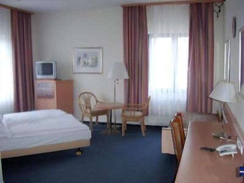 Hotel Christinenhof Gadebusch image