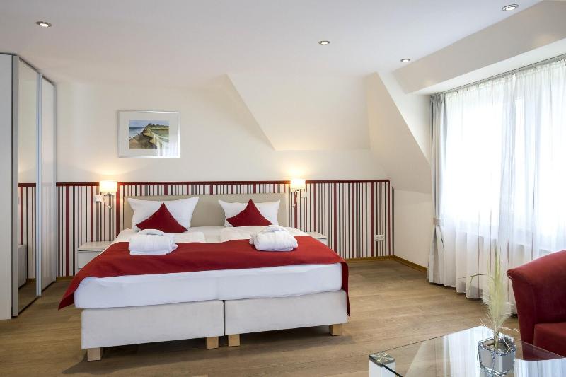 Hotel Haus Am Meer image