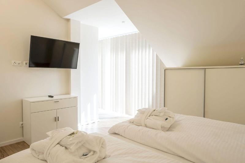 Hotel Haus Am Meer image