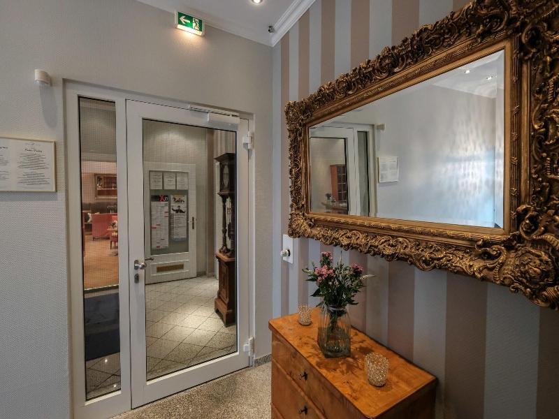 Hotel Savoy Hannover image