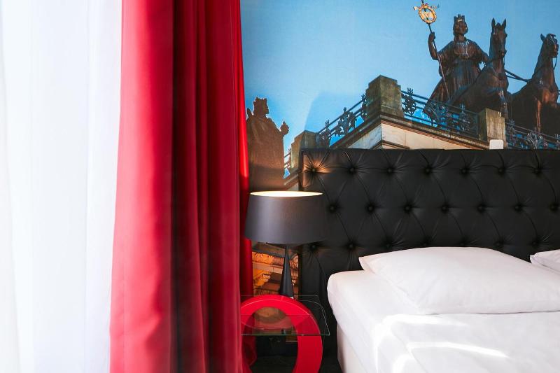 Hotel Im Haus Zur Hanse image