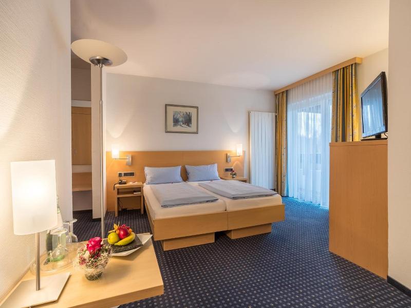 Sporthotel Grünberg image