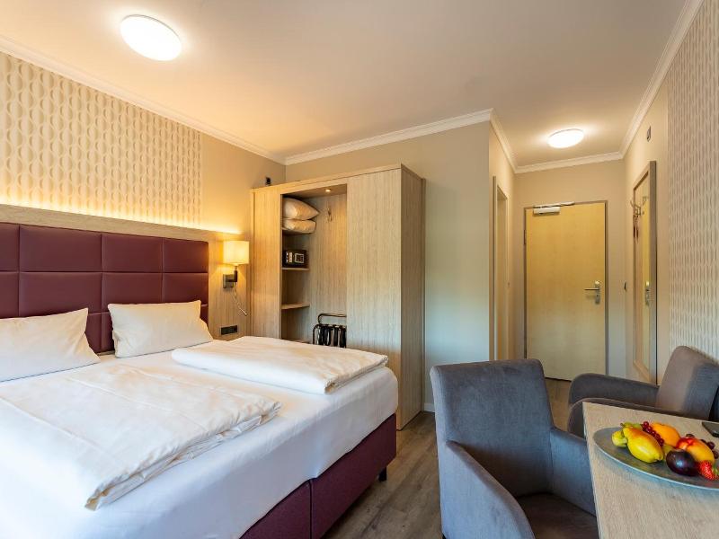Sporthotel Grünberg image