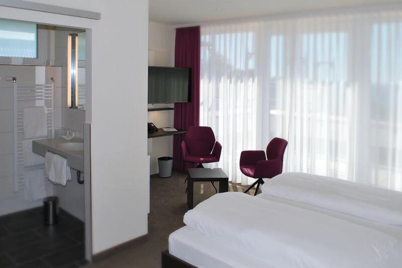 Hotel Am Berg Esslingen image