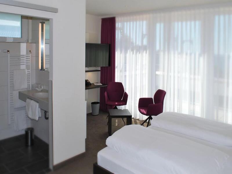 Hotel Am Berg Esslingen image