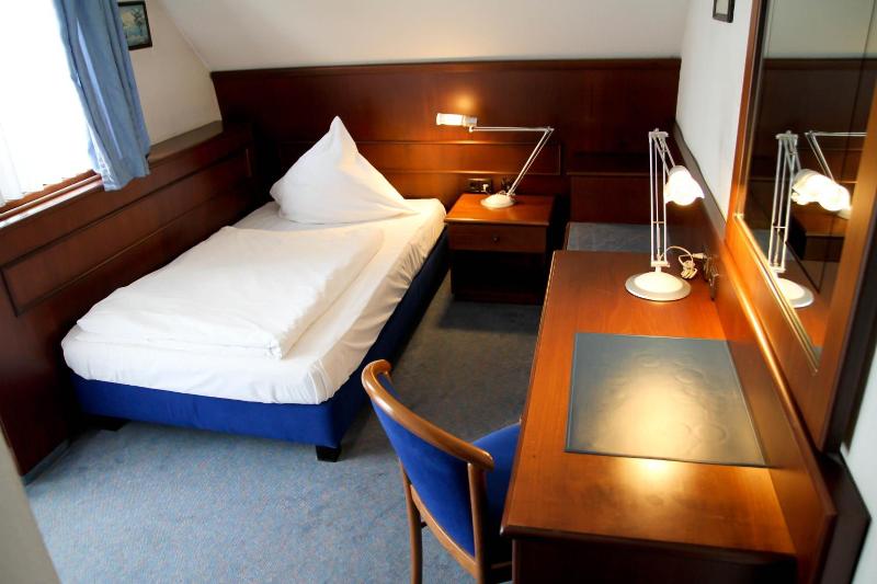 Hotel Garni Italia image
