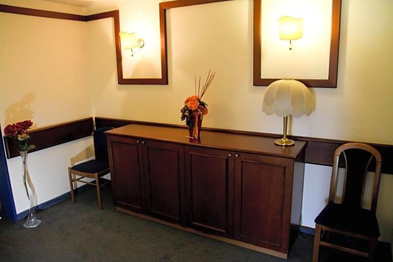 Hotel Garni Italia image