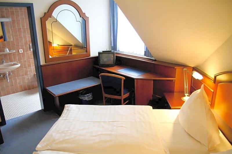Hotel Garni Italia image
