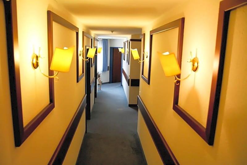 Hotel Garni Italia image