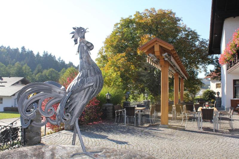 Landhotel Und Gasthof Schmalhofer image