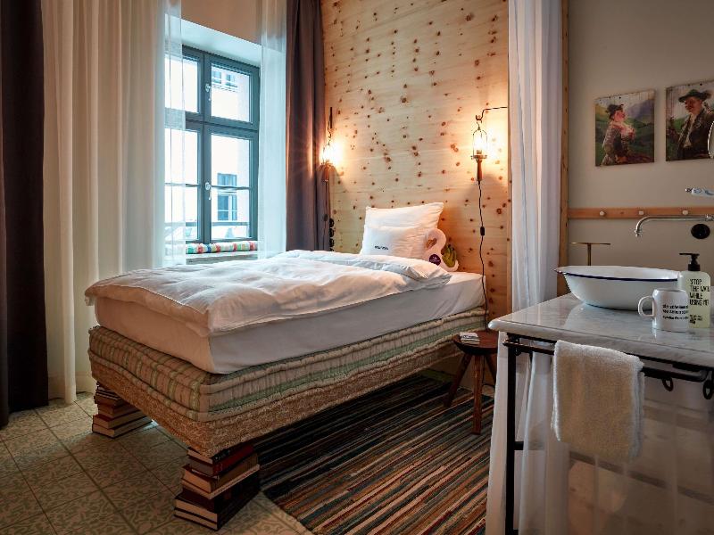 25hours Hotel Muenchen The Royal Bavarian image