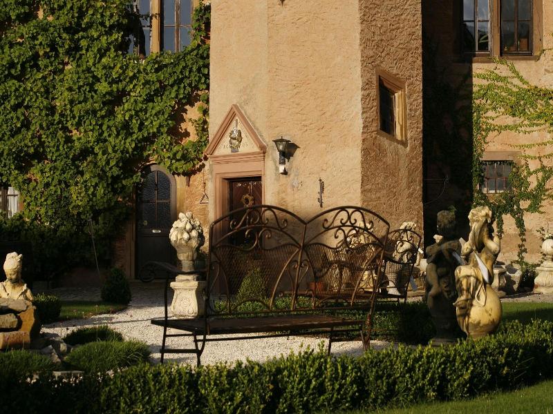 Wörners Schloss Weingut & Wellness-Hotel image