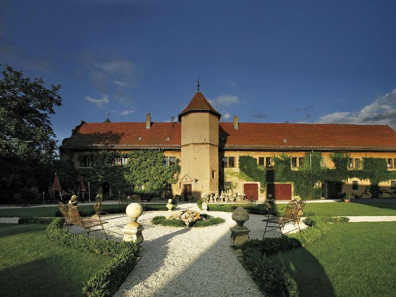 Wörners Schloss Weingut & Wellness-Hotel image