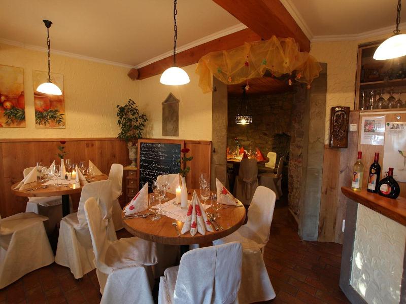 Wörners Schloss Weingut & Wellness-Hotel image