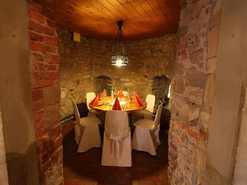 Wörners Schloss Weingut & Wellness-Hotel image