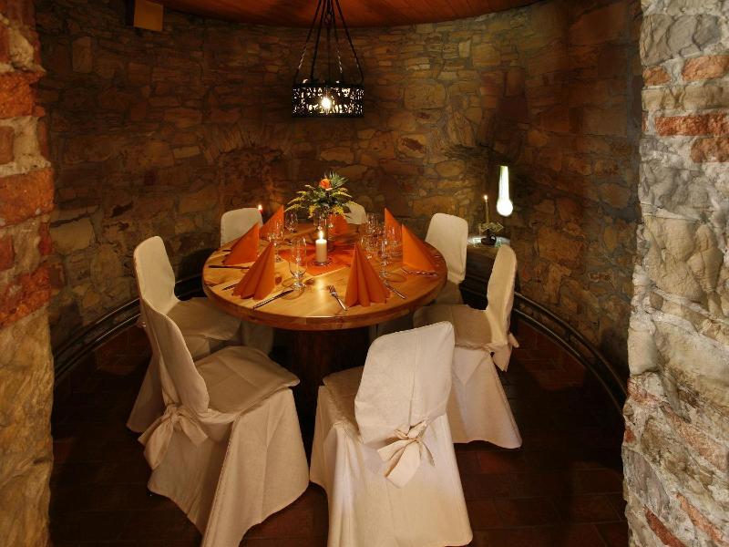 Wörners Schloss Weingut & Wellness-Hotel image