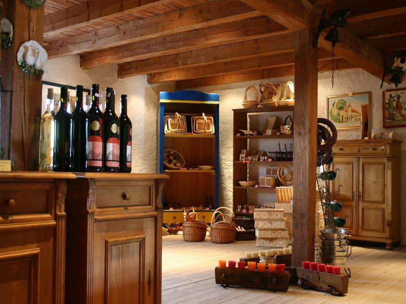 Wörners Schloss Weingut & Wellness-Hotel image