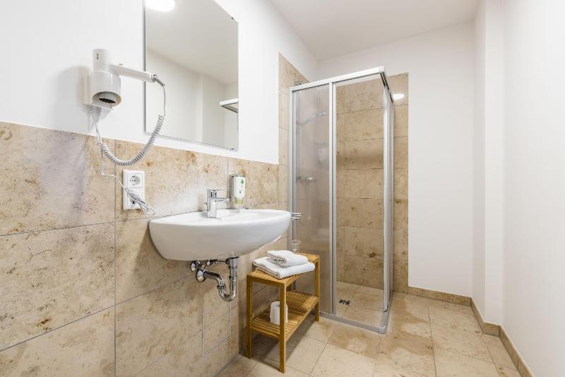 Hotel Kneitinger Alter Schlachthof image
