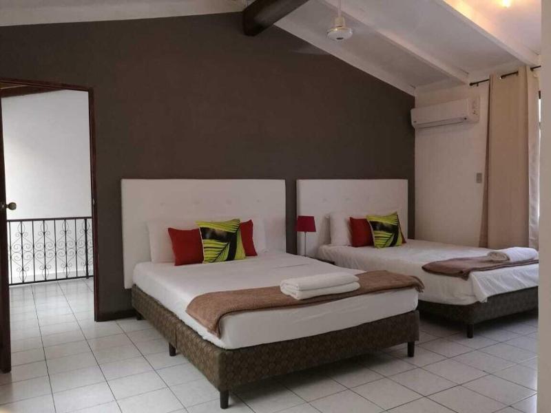 Hotel Boutique Valverde Santa Elena image
