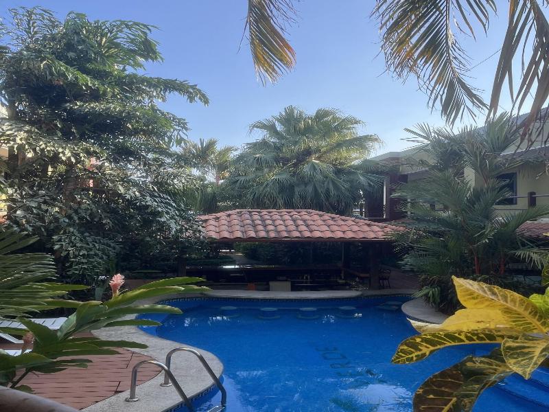 Hotel Iguana Verde image