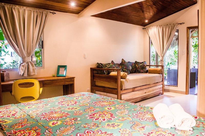 Banana Beach Bungalows image