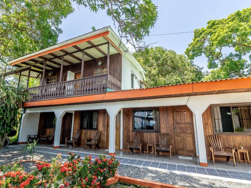 Cabinas Arrecife, Cahuita
