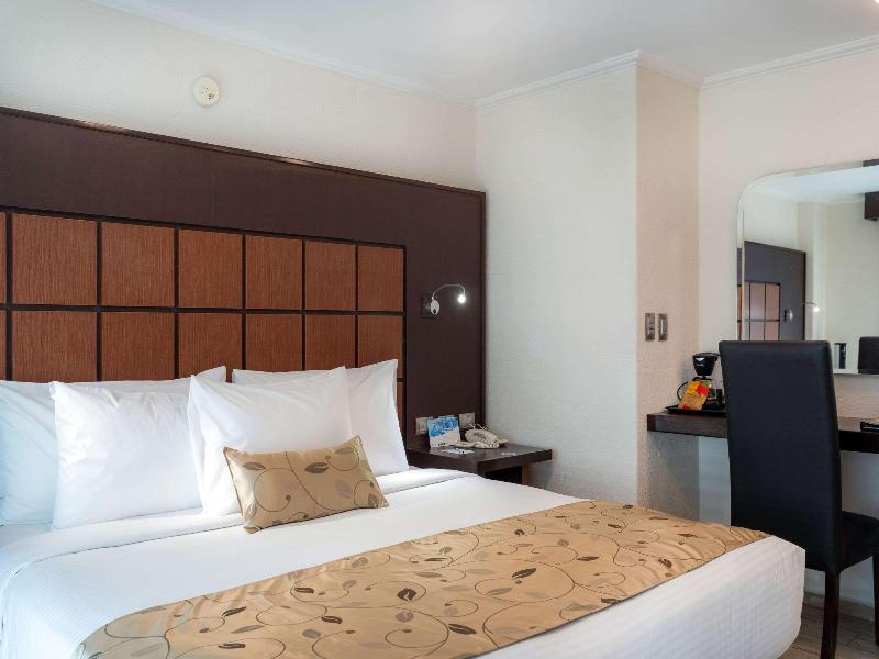 Sleep Inn Puebla Centro Histórico image