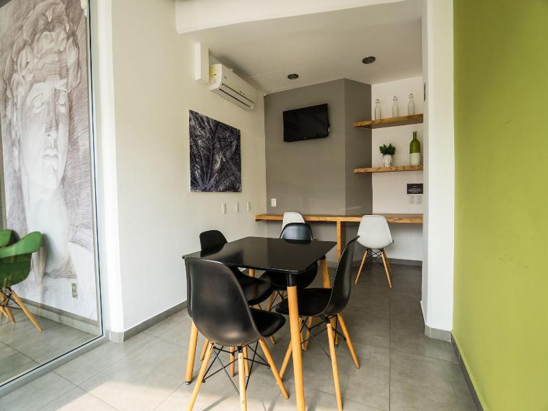 Hotel Suites Regina