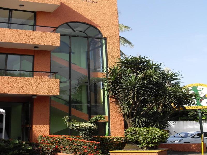 Hotel Playa Cristal