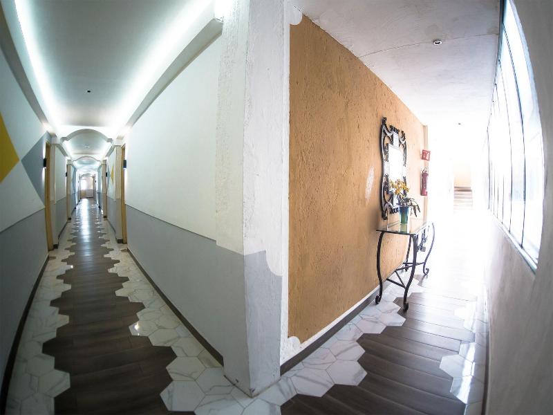 Eh Ejecutivo Urban Hotel