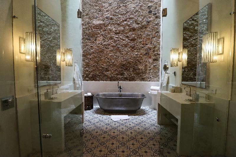Hotel Casa Blanca 7 image