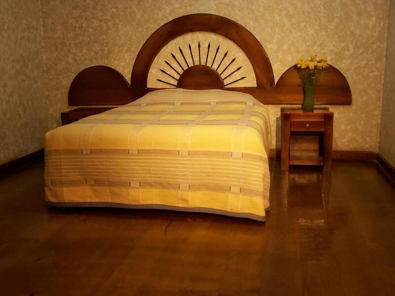 Hotel Posada La Loma image