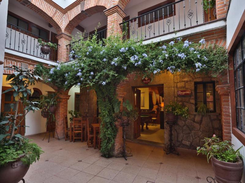 Hotel Casa De Vino image