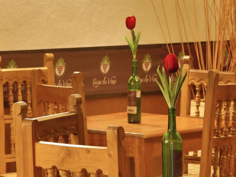 Hotel Casa De Vino image